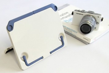 Defianz Portable Book Stand